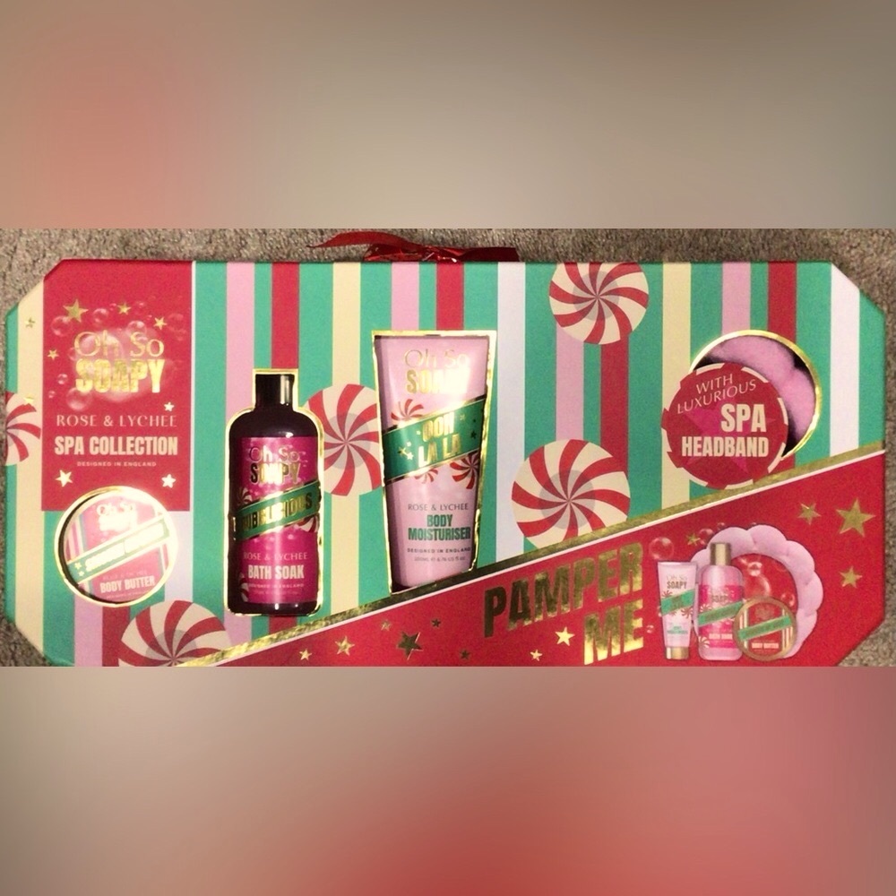 Rose & Lychee Spa Collection - Red and Green